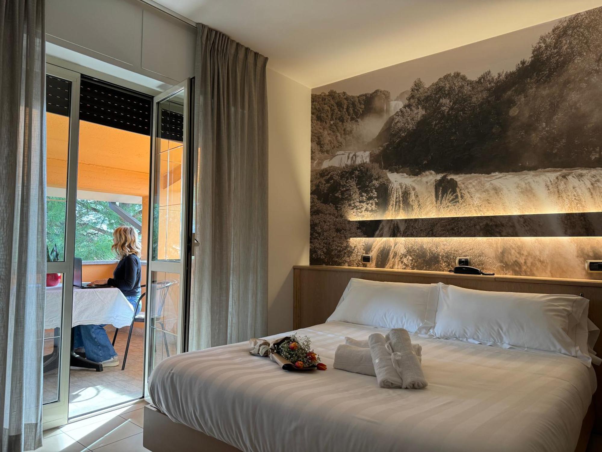 Hotel Cladan Assisi Exterior photo